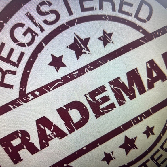 MICHAEL KORS-NWT$328.00                         BARGAIN $277.00 - Picture 2 of 16